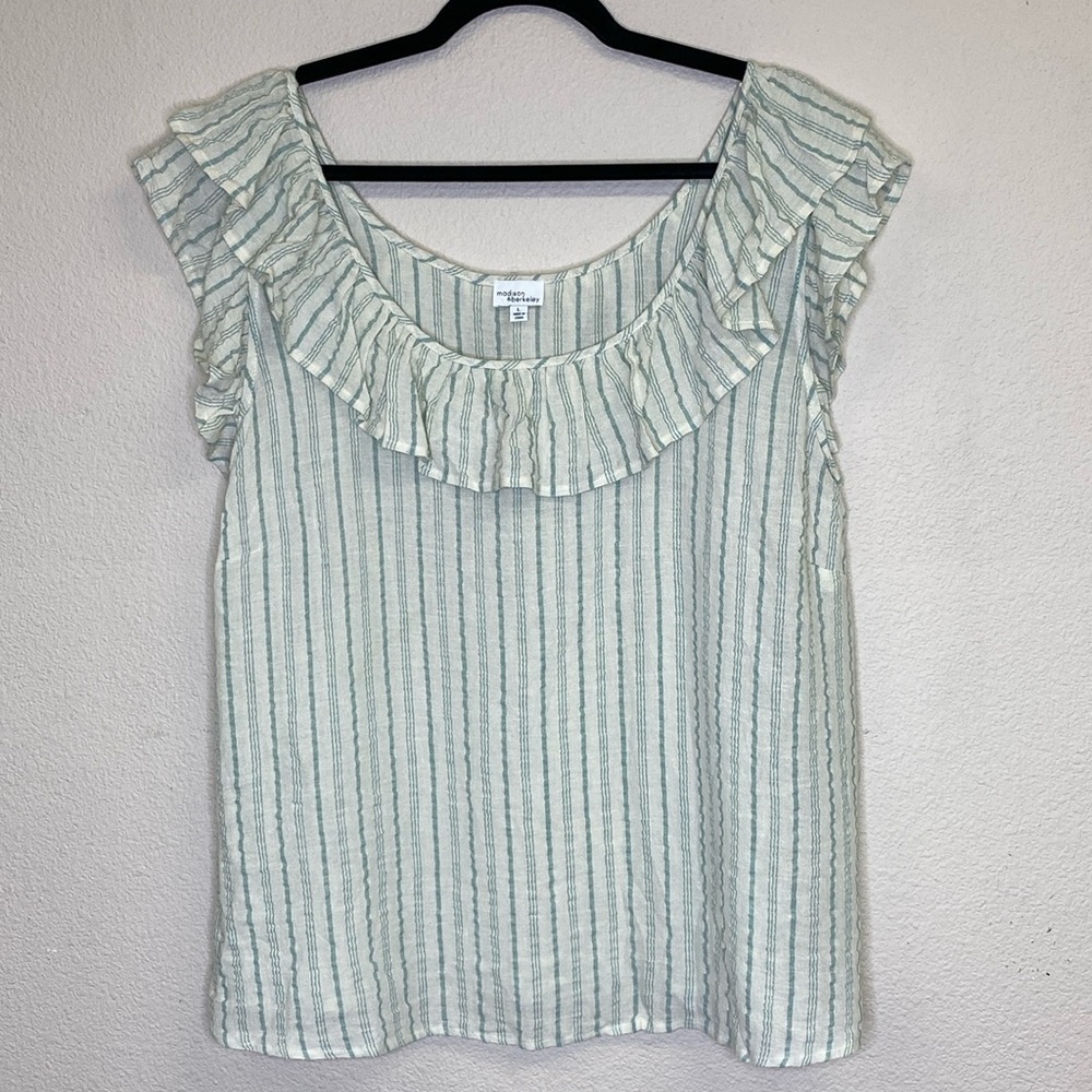 Madison & Berkeley Linen Blend Top Size Large NWOT